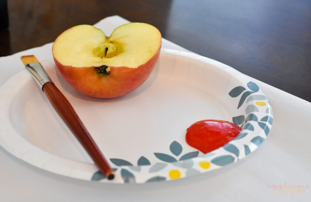 apple stamp craft - The Applicious Teacher