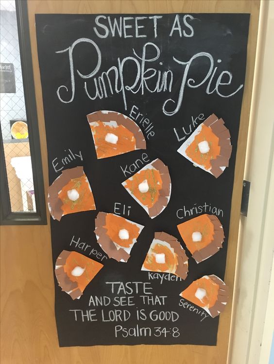 9 Easy Bulletin Board Ideas for November - The Applicious Teacher